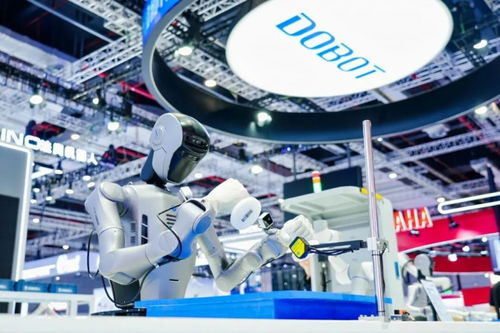 越疆超級(jí)工廠 以多形態(tài)機(jī)器人驅(qū)動(dòng)工業(yè)智能，打造人工智能雙創(chuàng)服務(wù)新高地